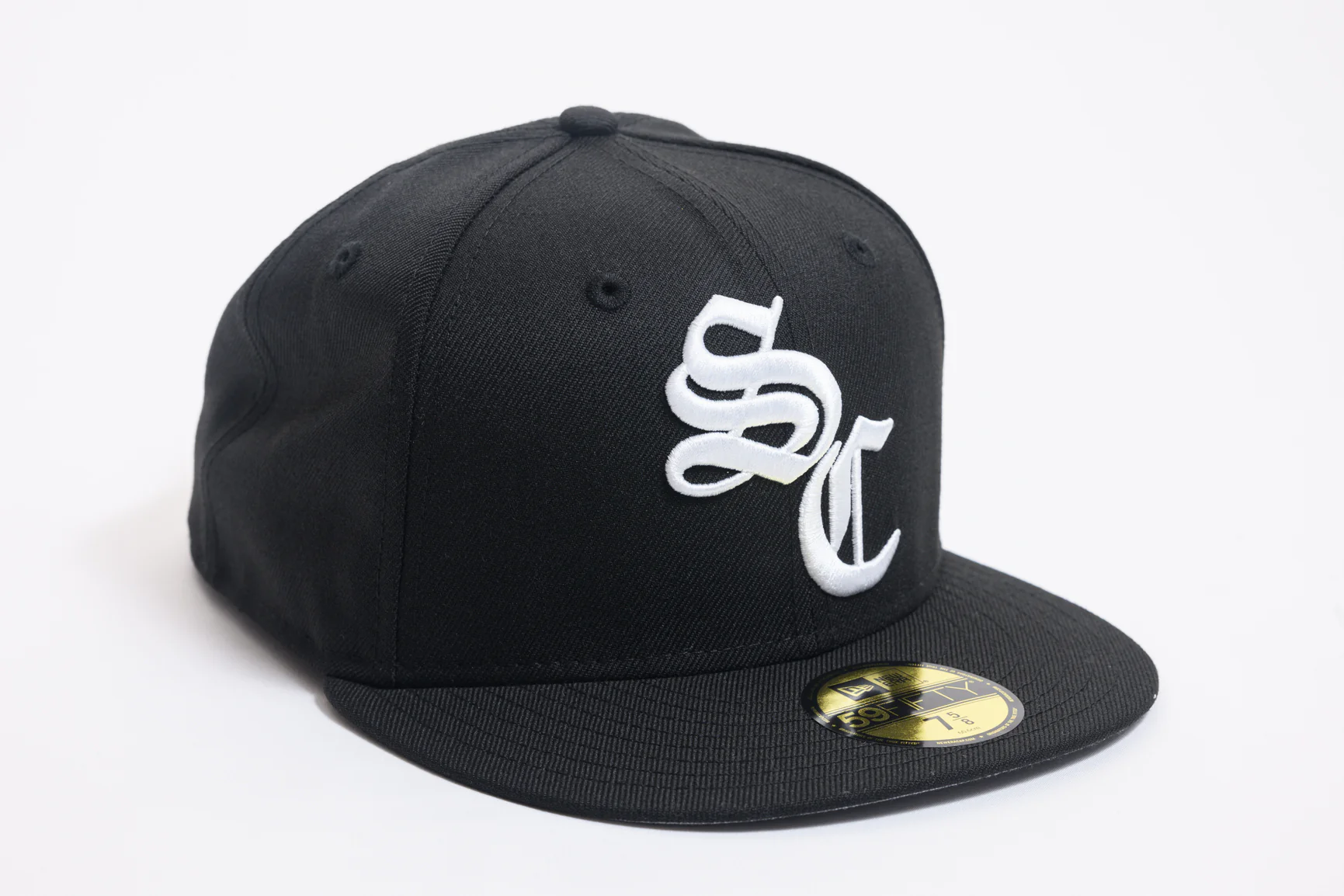 SFC X NEW ERA  "SC OLD E" FITTED HAT (BLACK/WHITE)c